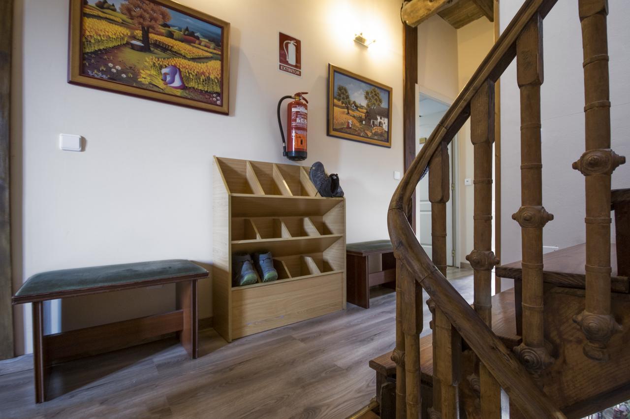 La Casona De Sarria Hostel Kültér fotó