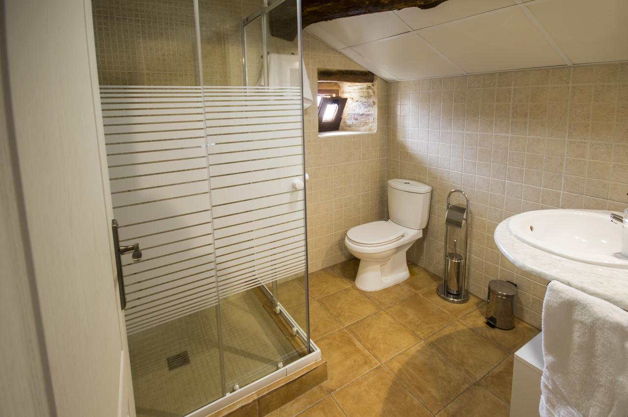 La Casona De Sarria Hostel Kültér fotó